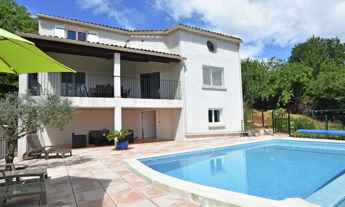 Courry Villa | Courry Views: Pool & Nature