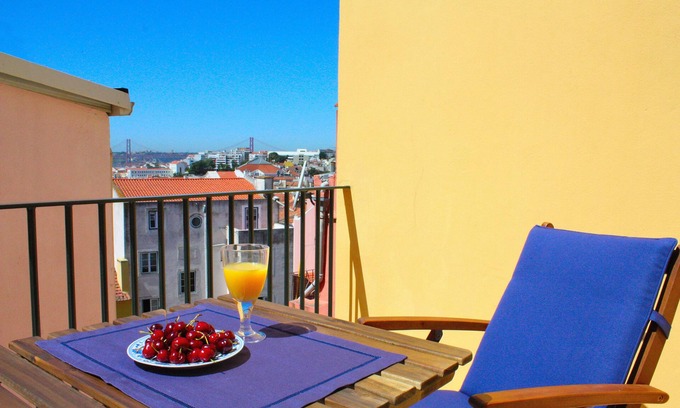 Merces Apartment | Courtesy Principe Real, HIDDEN TERRACE, LISBON VIEWS