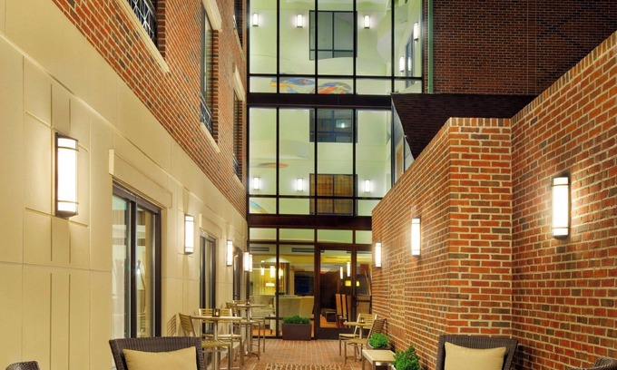 Old Town Fredericksburg Hotel | Courtyard by Marriott Fredericksburg Historic District