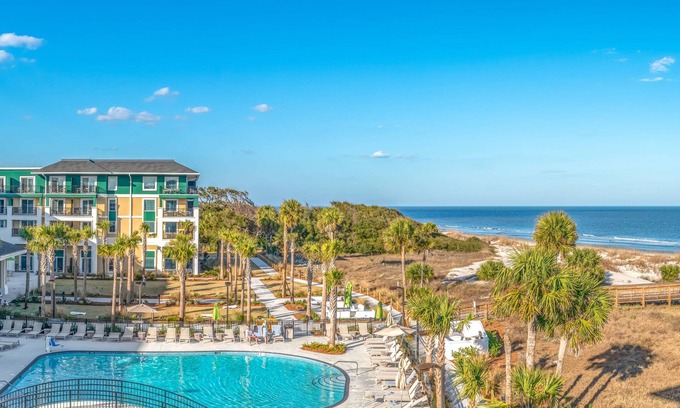 Jekyll Island Hotel | Courtyard by Marriott Jekyll Island