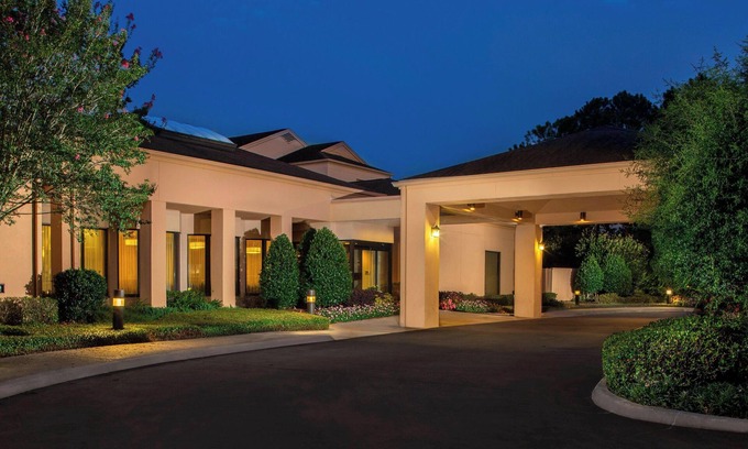 Highlands - Perkins Hotel | Courtyard by Marriott Baton Rouge Acadian Centre/LSU Area