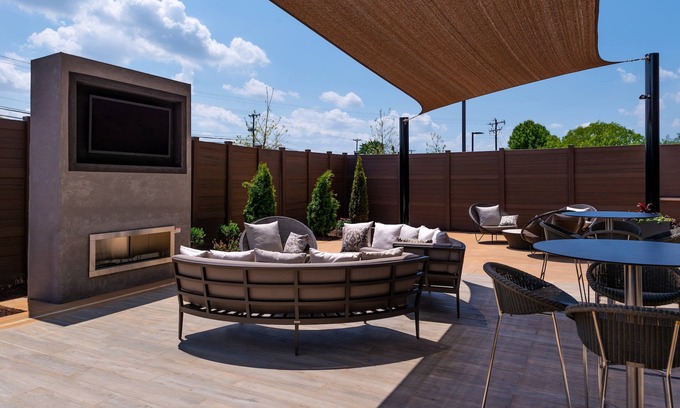 Paw Creek Hotel | Courtyard by Marriott Charlotte Northlake