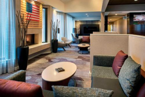 Waukegan Hotel | Courtyard by Marriott Chicago Waukegan/Gurnee