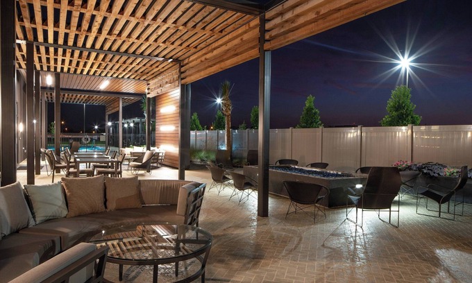 Milton Hotel | Courtyard by Marriott Lafayette South