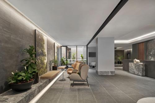 Melbourne Central Business District Hotel | Courtyard by Marriott Melbourne Flagstaff Gardens