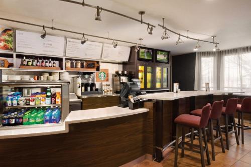 Southwest Topeka Hotel | Courtyard by Marriott Topeka