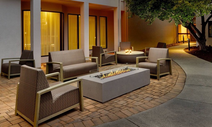 Rio Hotel | Courtyard by Marriott Charlottesville