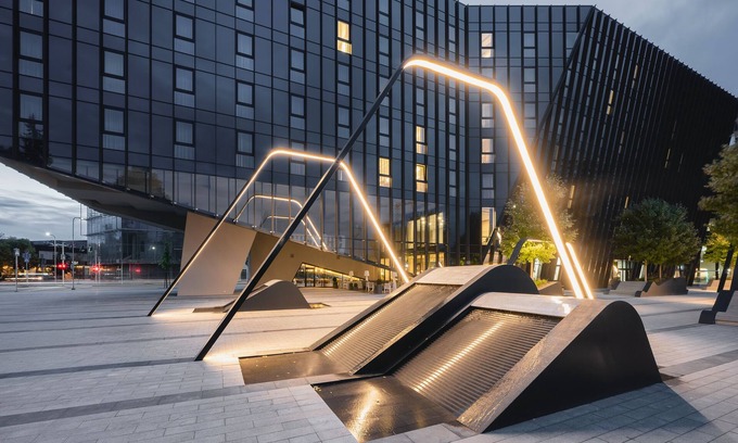 Business District Hotel | Courtyard by Marriott Vilnius City Center