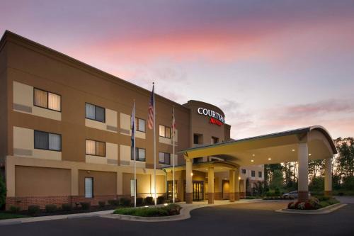 Waldorf Hotel | Courtyard by Marriott Waldorf