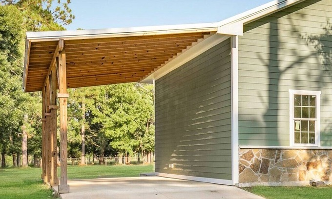 Fairhope RV Rental | Covered RV LOT on a Private Ranch! + Utility Hookups + Amenities!