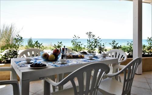 Cava dʼAliga House | Covo dei Marinai