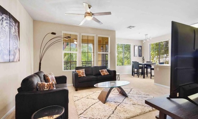 Anaheim Resort Apartment | Cozy 2-BD/2BA Apt! 5Mins to Disney! Angel stadium! Honda Center! The Outlets!