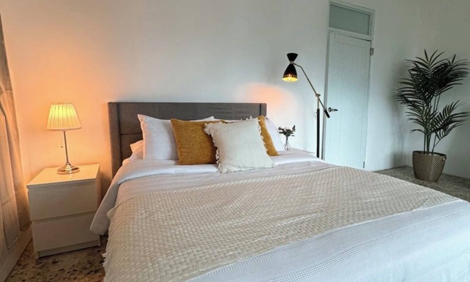 Cerro Gordo Apartment | Cozy 2-bedroom beach apartment in wonderful Cerro Gordo with AC, WiFi