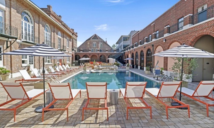 New Orleans Hotel | Cozy 2BR Hideaway in Historic New Orleans