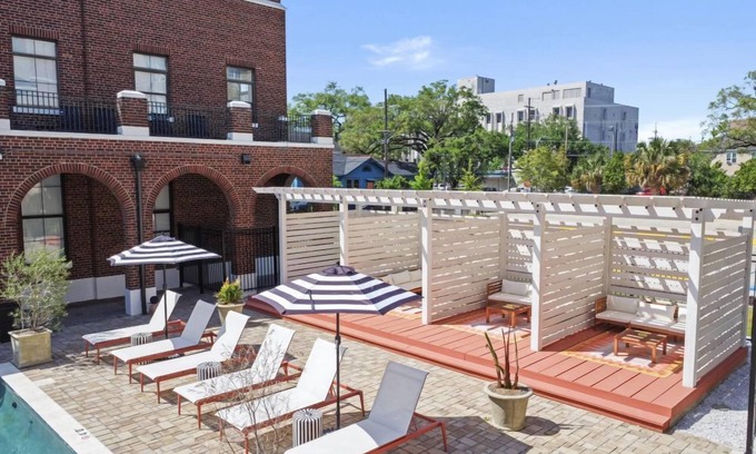 New Orleans Hotel | Cozy 2BR Retreat Near Bourbon Street