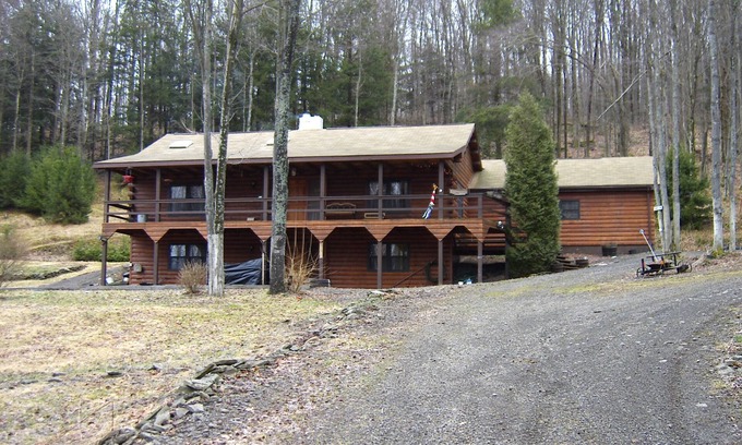 Town of Masonville House | Cozy 3 bedroom log cabin in a scenic country setting. Very private