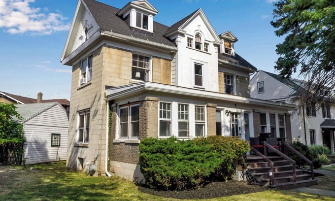 North Buffalo House | Cozy 3BR Near UB and Niagara Falls Pet-Friendly