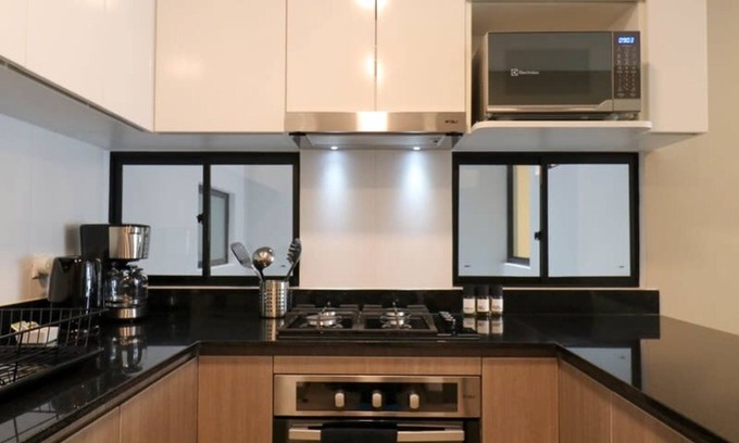 Petit Jean Ocharan Apartment | Cozy 3BR With Balcony in the Heart of Miraflores