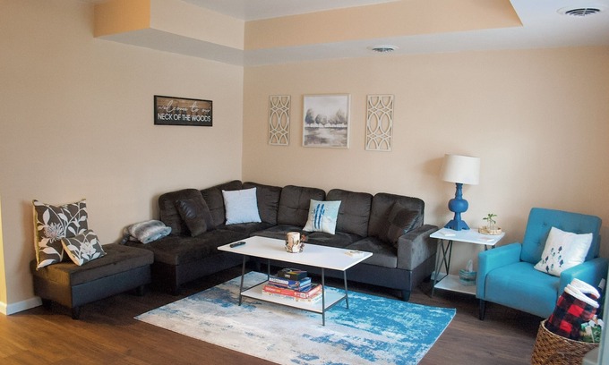 Biwabik House | Cozy and clean newly remodeled property just off Main Street in Biwabik