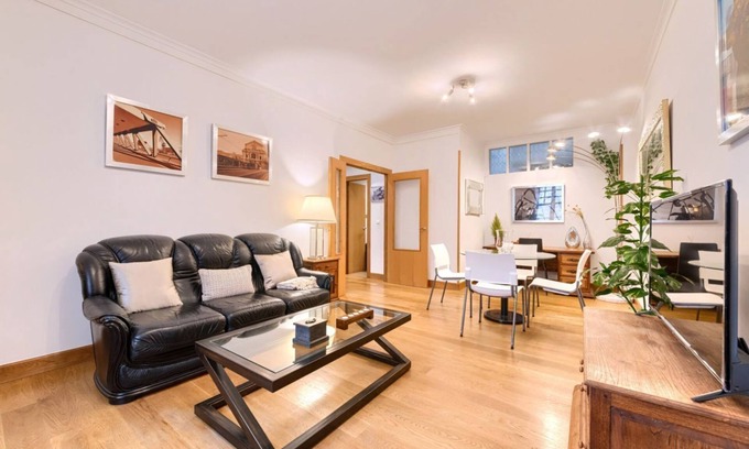 Iralabarri Apartment | Cozy and Elegant Apartment in Irala