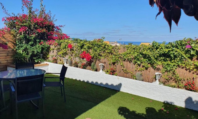 Las Arenas House | Cozy and intimate bungalow in Puerto de la Cruz