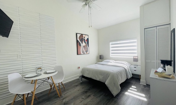 West Perrine Apartment | Cozy and peaceful studio