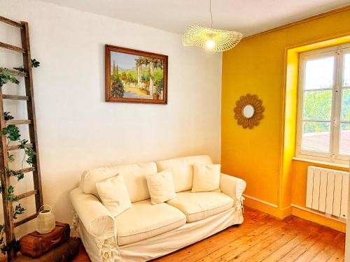 La Clayette Apartment | Cozy apartment