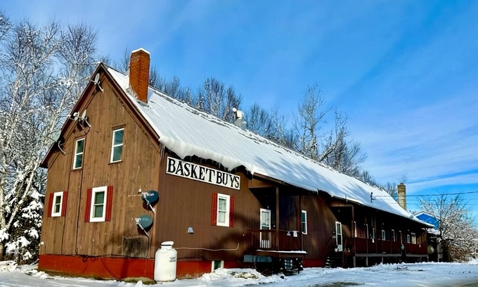 Colebrook Apartment | Cozy apartment in Colebrook NH