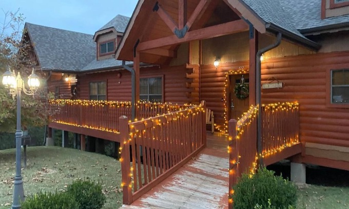 Branson Theater District Cabin | Cozy Cabin 2 - A Great Summer Family Place - Come Play and Stay!