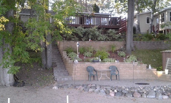 Sturgeon Lake Cabin | Cozy Cabin With Relaxing Atmosphere On Sand Lake