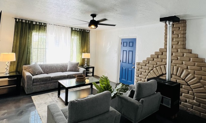 Los Lunas House | Cozy casita azul