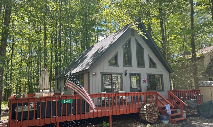 Thornhurst Ski Chalet | Cozy chalet in peaceful Arrowhead lake few minutes from the lake and beach