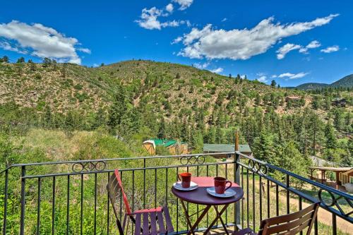 Green Mountain Falls House | Cozy CO Rocky Mountain Retreat Near Pikes Peak!