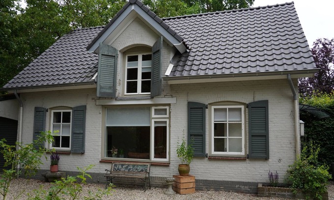 Ophemert House | Cozy, complete 4 person house with spacious garden in the Betuwe, central NL