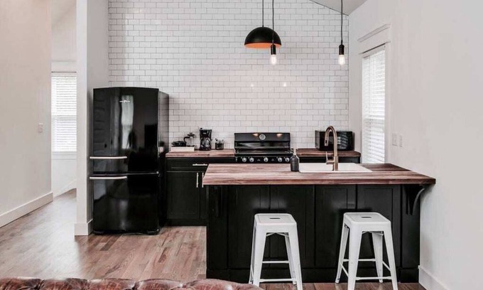 McFerrin Park House | Cozy Eastside Loft - Walkable to Restaurants!