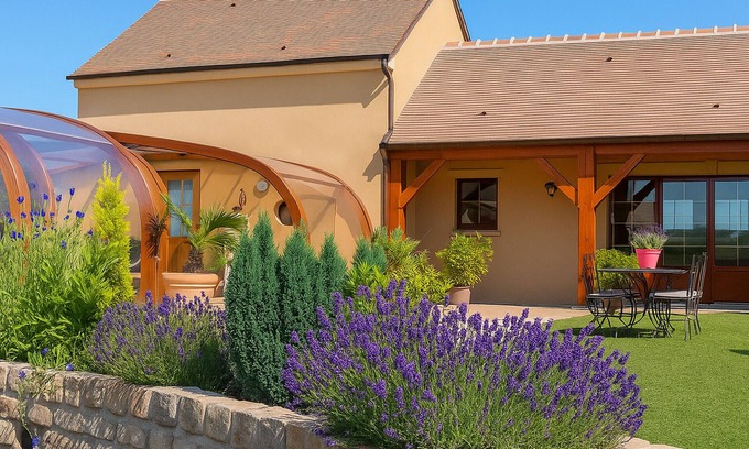 Pouligny-Notre-Dame Cottage | Cozy Family Retreat with Golf & Spa Access, Pets Welcome