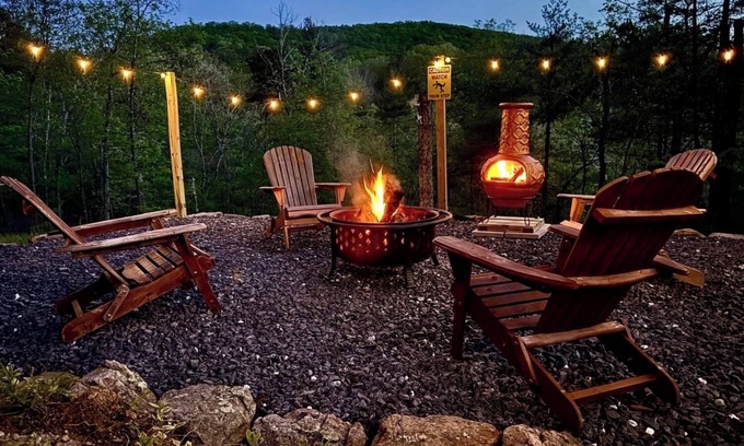 Basye Cabin | Cozy Family Friendly Cottage: GameRoom, Fire Pits & Mtn Views, Mins 2 Ski Resort