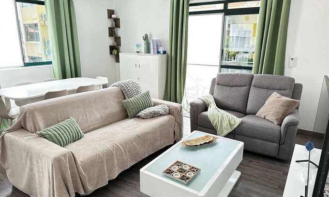 Praia Apartment | Cozy flat near the beach