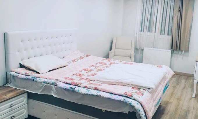 Esenyurt Apartment | Cozy Flat with Garden West of Istanbul