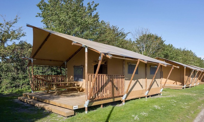 Municipality of Geldrop-Mierlo Ski Chalet | Cozy Glamping in Mierlo