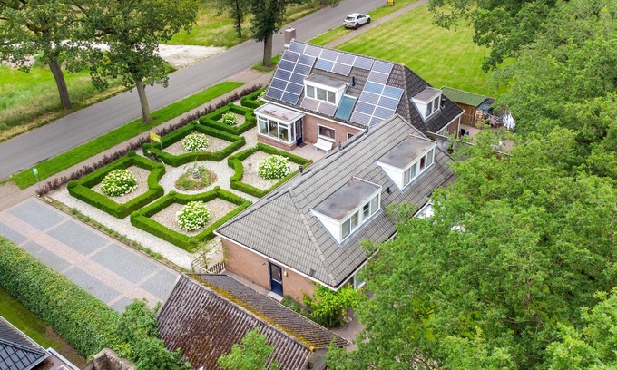 Exloo House | Cozy group home with six bathrooms