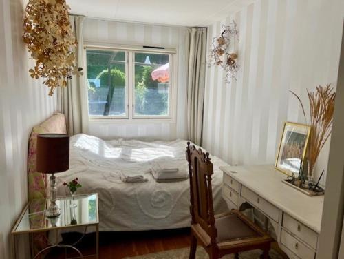 Bastad House | Cozy Guest Rooms in a Charming Båstad Villa, Prime Location near the Sea