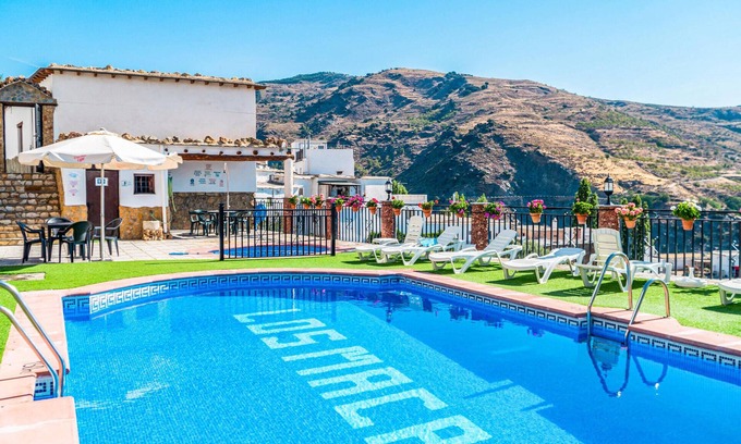 Mecina Bombaron House | Cozy home in Mecina Bombarón