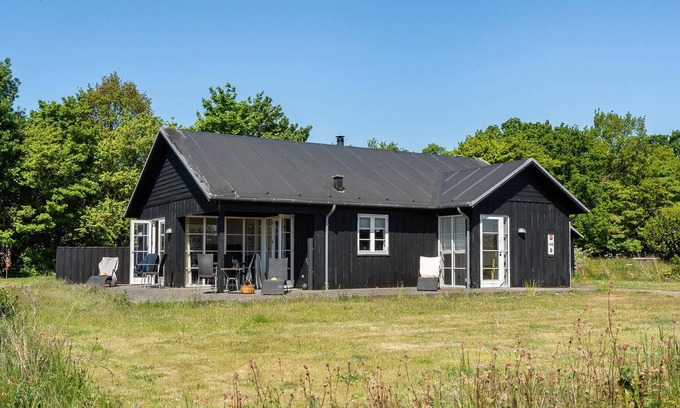 Nysted House | Cozy home in Nysted with house sea view