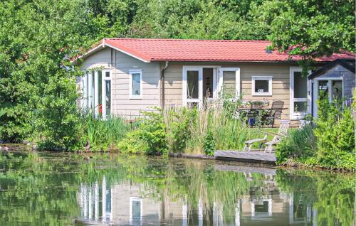 Oosterwolde House | Cozy Home In Oosterwolde With House Sea View