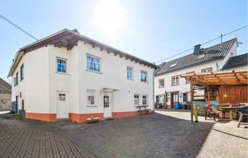 Strohn House | Cozy Home In Strohn With Kitchen