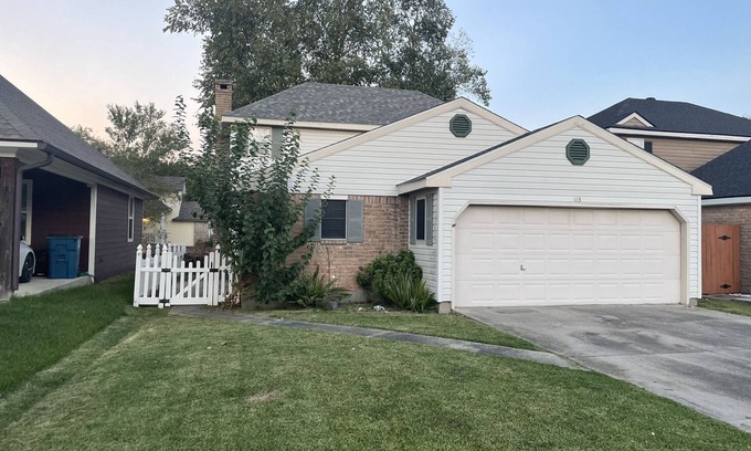 Milton House | Cozy Home with room for everyone.