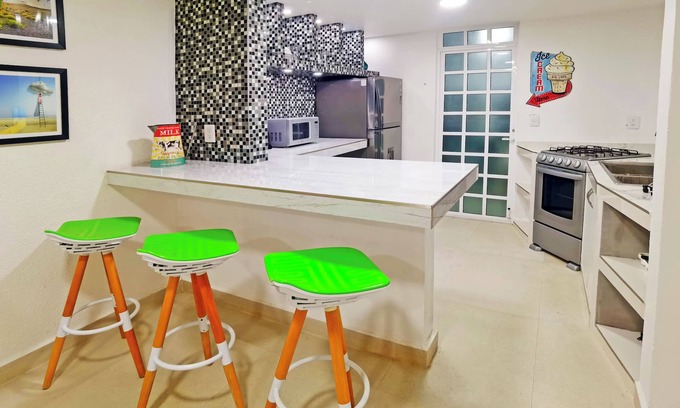 Granjas del Marques Villa | Cozy house neart to the swimming pool with 4 bedrooms and 5 bathroom pet fiendly