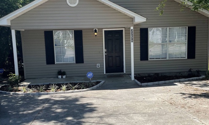 Tallahassee House | Cozy House