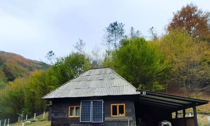 Ramet Cabin | Cozy hut in the wild nature of Romania